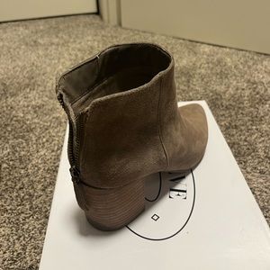 Beige suede boots